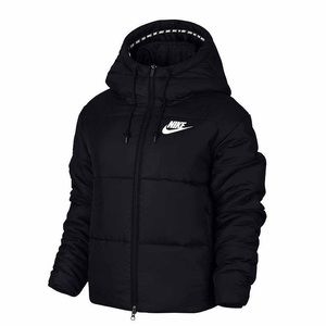 NIKE • Nike Women's Reversible Puffer Jacket